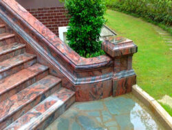 Гранит Multicolor Red