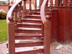 Гранит Imperial Red