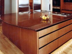 Гранит Imperial Red