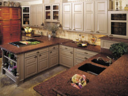 Гранит Imperial Red