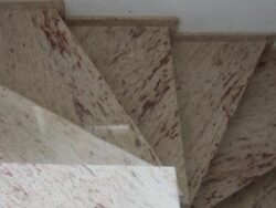 Гранит Ivory Brown