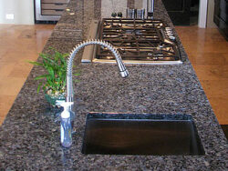 Гранит Blue Pearl