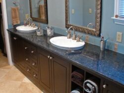 Гранит Blue Pearl