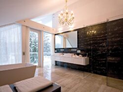 Мрамор Nero Portoro