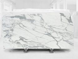 Мрамор Statuario