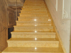 Мрамор Sunny Dark