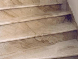 Мрамор Daino Reale