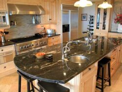 Гранит Titanium