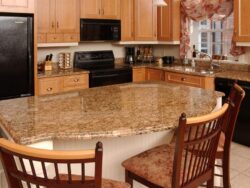 Giallo Venezia Fiorito