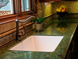 Гранит Green Peace