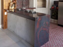 Гранит Iron Red