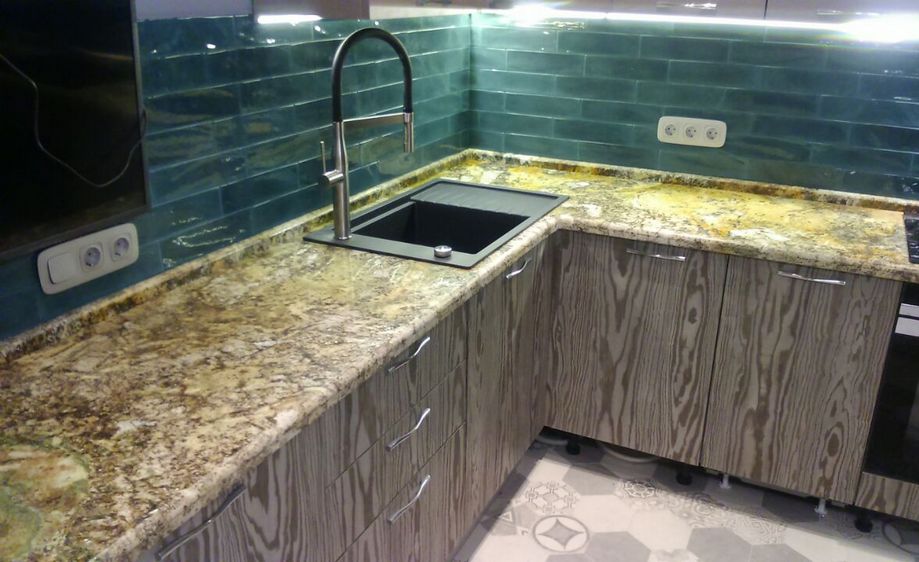 Гранит Kamarika