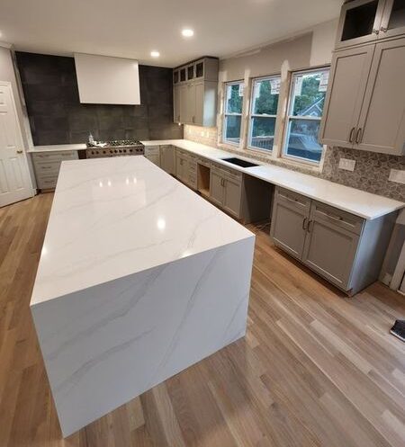 Столешница на кухню из композита кварца (СК016)