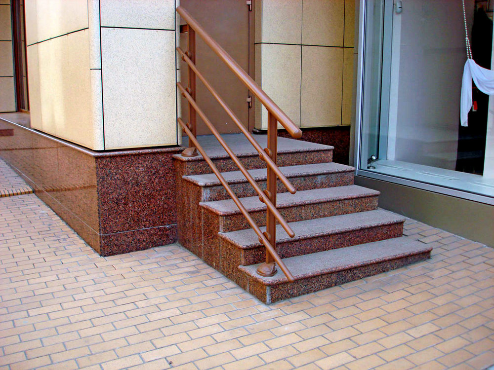 Плитка из гранита для цоколя (ПГ011)