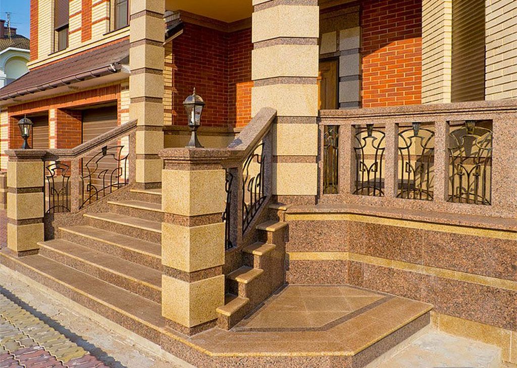 Лестницы и ступени из гранита (ЛСГ002)