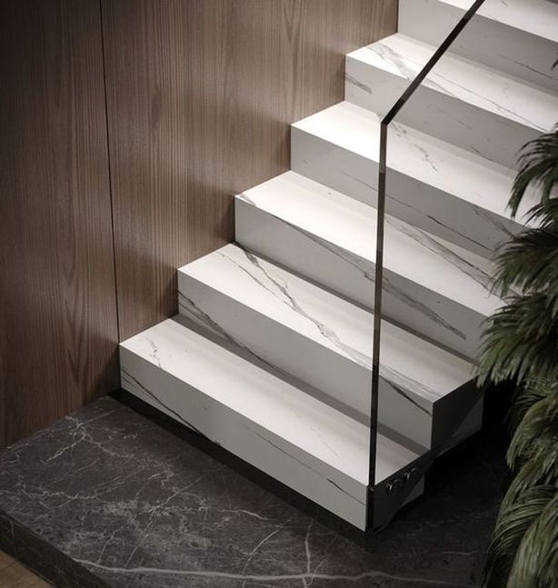 Лестницы и ступени из мрамора (ЛСМ001)